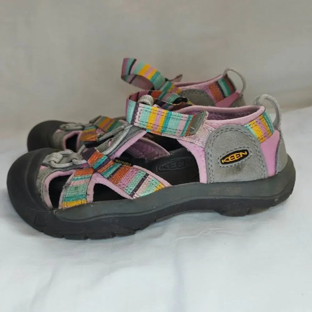 KEEN Newport H2 Sandals Kids US 13 EU 31 Pink Multicolor Waterproof Shoes